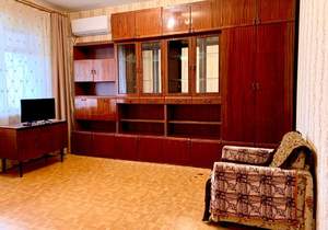 2-к квартира, вторичка, 47м2, 8/9 этаж