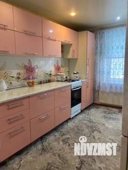 2-к квартира, вторичка, 63м2, 1/10 этаж