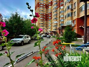 2-к квартира, вторичка, 61м2, 14/23 этаж