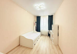 3-к квартира, вторичка, 76м2, 12/23 этаж