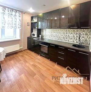 3-к квартира, вторичка, 64м2, 10/18 этаж