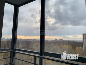 2-к квартира, вторичка, 61м2, 9/17 этаж
