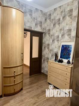 4-к квартира, вторичка, 122м2, 2/8 этаж