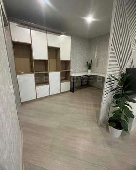 4-к квартира, вторичка, 95м2, 5/10 этаж