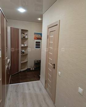 2-к квартира, вторичка, 65м2, 1/9 этаж