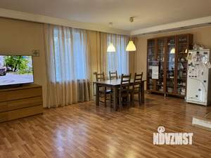 3-к квартира, вторичка, 130м2, 2/9 этаж