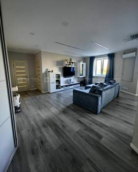 3-к квартира, вторичка, 80м2, 2/18 этаж