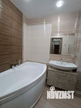 2-к квартира, вторичка, 60м2, 3/18 этаж