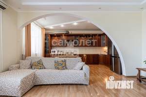 4-к квартира, вторичка, 141м2, 5/6 этаж