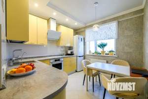 2-к квартира, вторичка, 57м2, 16/18 этаж