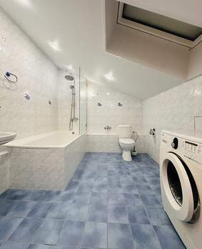 3-к квартира, вторичка, 94м2, 6/6 этаж