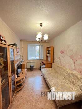 3-к квартира, вторичка, 58м2, 2/5 этаж
