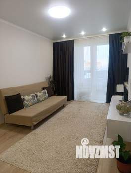 2-к квартира, вторичка, 42м2, 9/19 этаж