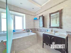 3-к квартира, вторичка, 143м2, 17/22 этаж