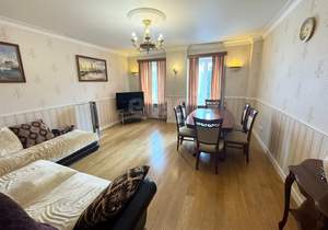 3-к квартира, вторичка, 73м2, 2/4 этаж