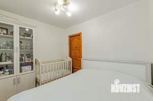 3-к квартира, вторичка, 42м2, 5/5 этаж