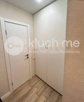 2-к квартира, вторичка, 50м2, 3/18 этаж