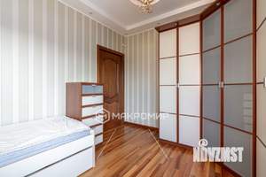 4-к квартира, вторичка, 125м2, 2/4 этаж