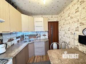 3-к квартира, вторичка, 60м2, 9/9 этаж