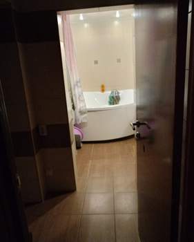 4-к квартира, вторичка, 90м2, 1/10 этаж
