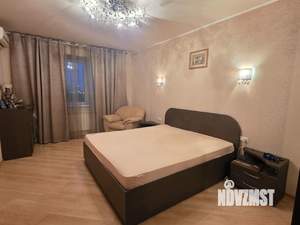 2-к квартира, вторичка, 68м2, 6/18 этаж