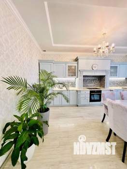 3-к квартира, вторичка, 118м2, 3/18 этаж