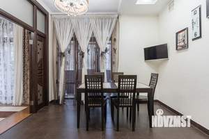 4-к квартира, вторичка, 131м2, 3/8 этаж