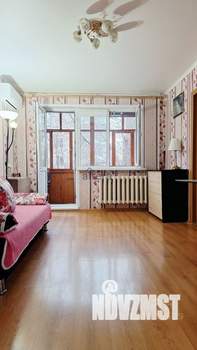 3-к квартира, вторичка, 57м2, -2/5 этаж