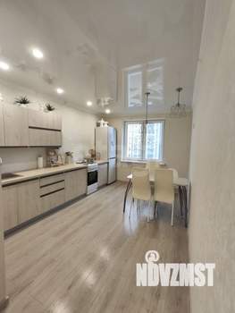 2-к квартира, вторичка, 64м2, 10/19 этаж