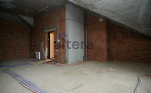 4-к квартира, вторичка, 180м2, 4/4 этаж