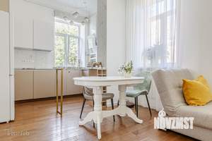 3-к квартира, вторичка, 83м2, 2/2 этаж