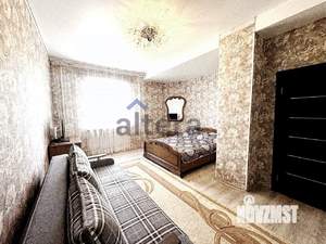 2-к квартира, вторичка, 70м2, 3/3 этаж