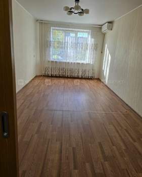 3-к квартира, вторичка, 66м2, 1/10 этаж