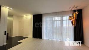 2-к квартира, вторичка, 61м2, 9/17 этаж