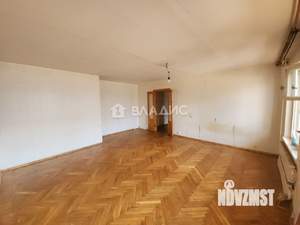4-к квартира, вторичка, 100м2, 4/9 этаж