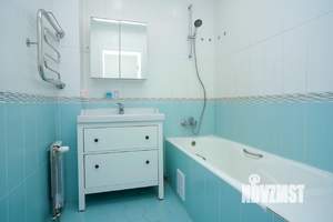 2-к квартира, вторичка, 75м2, 1/10 этаж