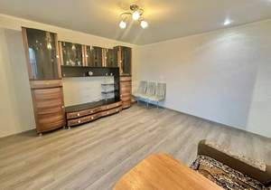 3-к квартира, вторичка, 64м2, 8/9 этаж