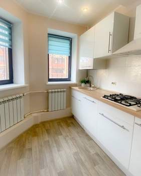 2-к квартира, вторичка, 64м2, 2/2 этаж