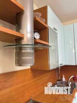 3-к квартира, вторичка, 95м2, 2/4 этаж