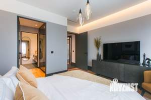 2-к квартира, вторичка, 81м2, 7/7 этаж