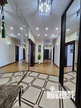 4-к квартира, вторичка, 160м2, 10/16 этаж