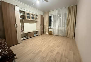 2-к квартира, вторичка, 43м2, 1/9 этаж