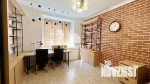 4-к квартира, вторичка, 220м2, 2/6 этаж