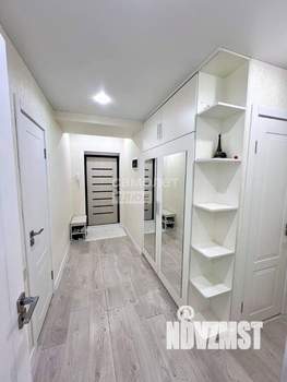 2-к квартира, вторичка, 60м2, 2/14 этаж