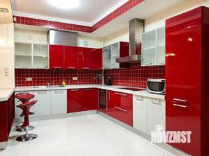 3-к квартира, вторичка, 166м2, 2/5 этаж