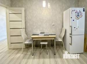 1-к квартира, вторичка, 52м2, 10/19 этаж