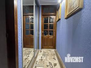2-к квартира, вторичка, 42м2, 1/5 этаж