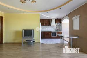 2-к квартира, вторичка, 57м2, 10/14 этаж