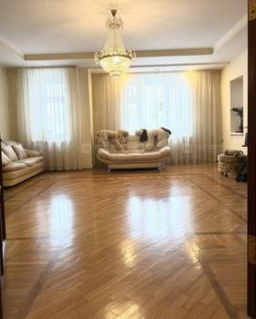 3-к квартира, вторичка, 156м2, 3/9 этаж