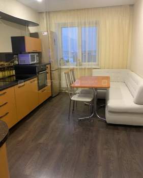 2-к квартира, вторичка, 63м2, 13/15 этаж